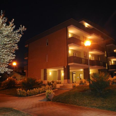 Isa Residence Fiumicino Airport ภายนอก รูปภาพ