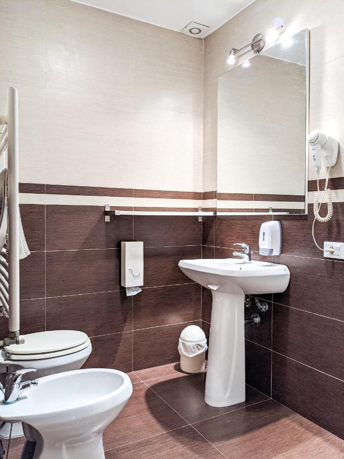Isa Residence Fiumicino Airport ภายนอก รูปภาพ