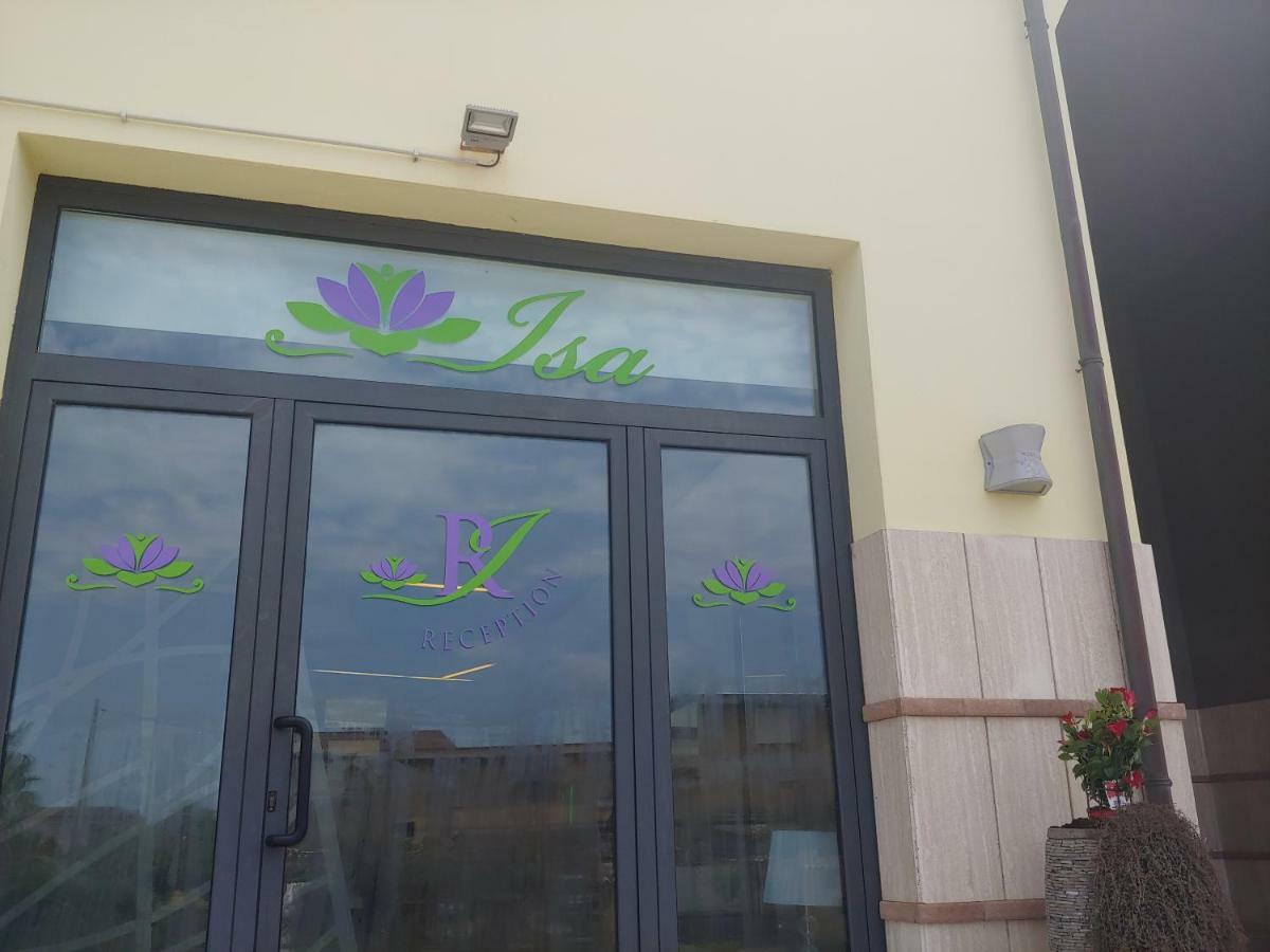 Isa Residence Fiumicino Airport ภายนอก รูปภาพ